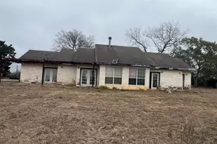 1448 Private Road 6013, Giddings, TX 78942 - Photo 17