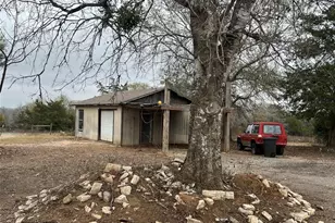 1448 Private Road 6013, Giddings, TX 78942 - Photo 15