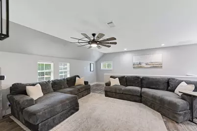 819 Sentinel Oaks, Pinehurst, TX 77362 - Photo 13