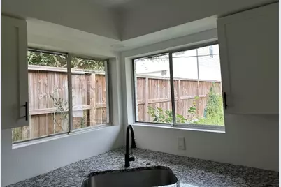 910 Oak Street, Houston, TX 77018 - Photo 3