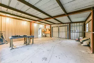 2505 County Rd 639, Dayton, TX 77535 - Photo 37