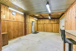 2505 County Rd 639, Dayton, TX 77535 - Photo 39