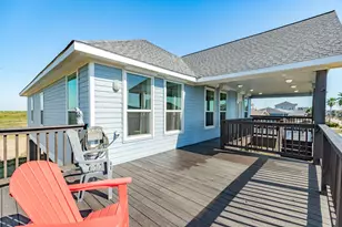 12940 John Reynolds Rd, Galveston, TX 77554 - Photo 17