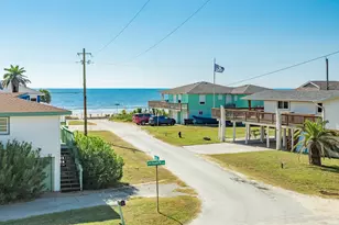 12940 John Reynolds Rd, Galveston, TX 77554 - Photo 19