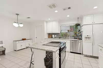 3119 Village Woods Drive, Houston, TX 77339 - Photo 5