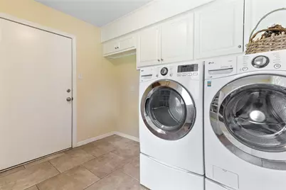 117 Dewberry Drive, Lake Jackson, TX 77566 - Photo 17