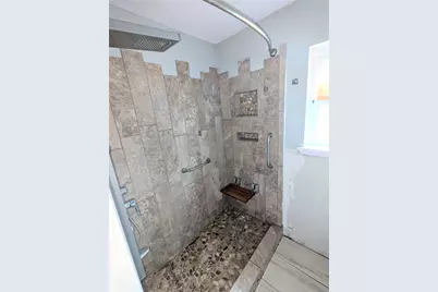 7154 Woodland West Drive, Houston, TX 77040 - Photo 17