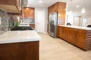 15815 Baytree Dr, Houston, TX 77070 - Photo 9