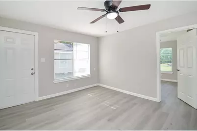 6010 Collingsworth #2, Houston, TX 77026 - Photo 11
