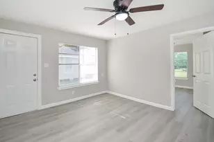 6010 Collingsworth, Houston, TX 77026 - Photo 11