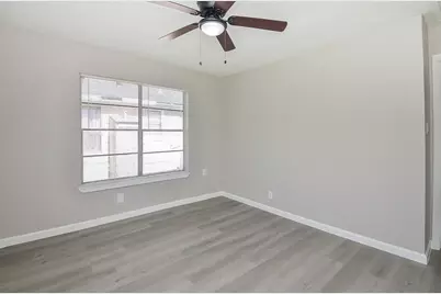 6010 Collingsworth #2, Houston, TX 77026 - Photo 13