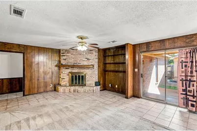 204 King Arthur Street, Victoria, TX 77904 - Photo 7