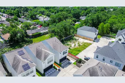 1902 Hollister Spruce Lane, Houston, TX 77080 - Photo 21