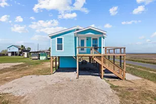 4123 Conn St, Port Bolivar, TX 77650 - Photo 3