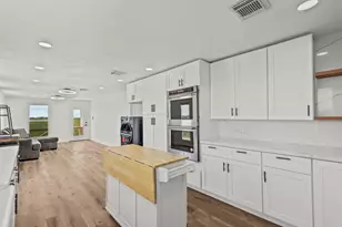 4123 Conn St, Port Bolivar, TX 77650 - Photo 23
