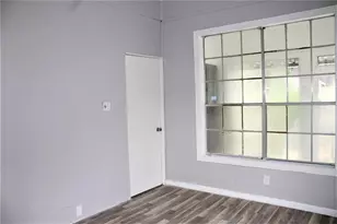 7017 Sherman St, Houston, TX 77011 - Photo 9