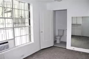 7017 Sherman St, Houston, TX 77011 - Photo 3