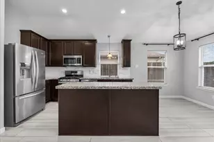 895 Bent Sail Ln, League City, TX 77573 - Photo 9