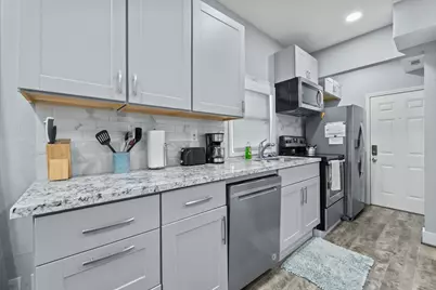 412 Drew St #1, Houston, TX 77006 - Photo 7