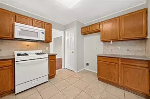10115 Storm Meadow Dr, Houston, TX 77064 - Photo 11