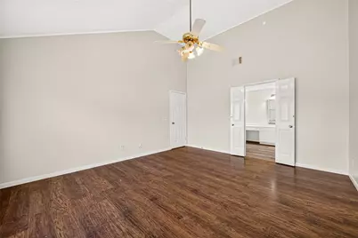 10115 Storm Meadow Drive, Houston, TX 77064 - Photo 15