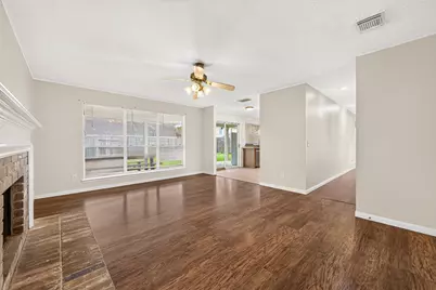 10115 Storm Meadow Drive, Houston, TX 77064 - Photo 7