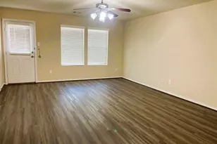 819 N Katydid Ct, Conroe, TX 77301 - Photo 17