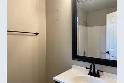 1210 Bridge Street, Brenham, TX 77833 - Photo 13