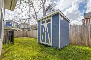 2811 Princeton St, Houston, TX 77009 - Photo 33
