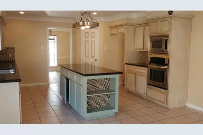 2105 Meadow Parkway N N, League City, TX 77573 - Photo 19