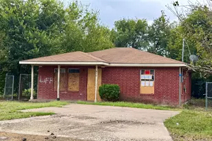 815 E Elm Ave, Temple, TX 76501 - Photo 1