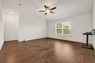 30280 Kingston Heath Dr, Cleveland, TX 77327 - Photo 7