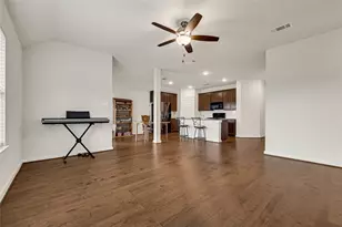 30280 Kingston Heath Dr, Cleveland, TX 77327 - Photo 9
