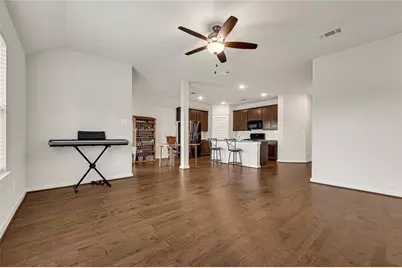 30280 Kingston Heath Drive, Cleveland, TX 77327 - Photo 9