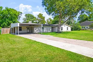 6327 Westcreek Dr, Brookside, TX 77581 - Photo 25