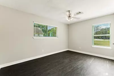 6327 Westcreek Drive, Brookside Village, TX 77581 - Photo 11