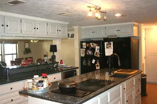 24 Lazy Bend Dr, Huntsville, TX 77320 - Photo 29