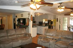 24 Lazy Bend Dr, Huntsville, TX 77320 - Photo 33