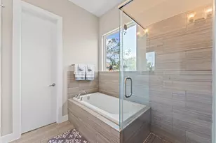 2422 Cochran St, Houston, TX 77009 - Photo 25