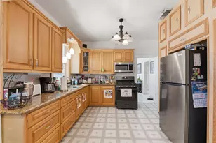 5005 Ave O 1/2, Galveston, TX 77551 - Photo 7