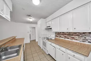 9502 Spiralwood Ln, Houston, TX 77086 - Photo 9