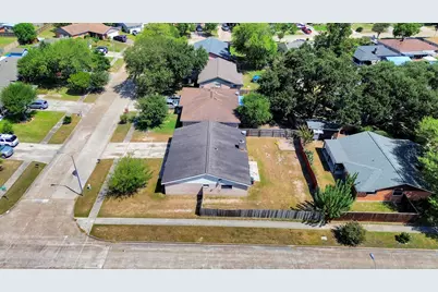 9502 Spiralwood Lane, Houston, TX 77086 - Photo 15