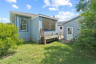 4307 Ave Q 1/2, Galveston, TX 77550 - Photo 29