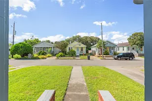 4307 Ave Q 1/2, Galveston, TX 77550 - Photo 5
