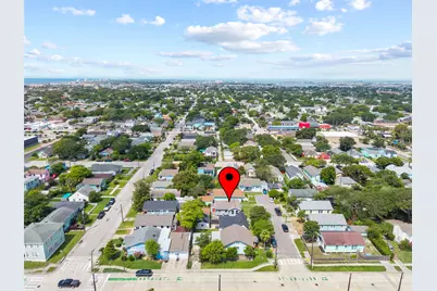 4307 Avenue Q 1/2, Galveston, TX 77550 - Photo 33
