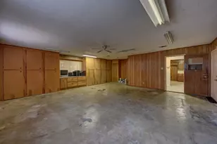 915 Farmers Rd, Brenham, TX 77833 - Photo 25