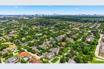 5117 Valerie Street, Bellaire, TX 77401 - Photo 15