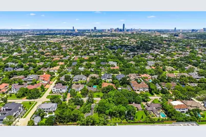 5117 Valerie Street, Bellaire, TX 77401 - Photo 17