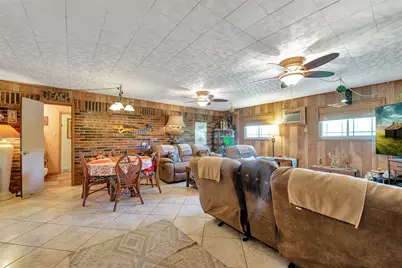 2913 18th Avenue N, Texas City, TX 77590 - Photo 17