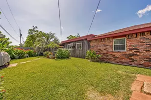 2913 18th Ave N, Texas City, TX 77590 - Photo 7